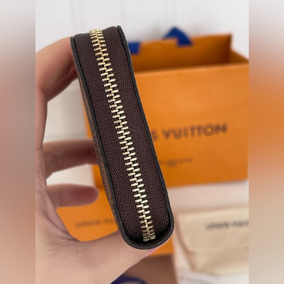 Louis Vuitton Zippy card case - Picture 6 of 10